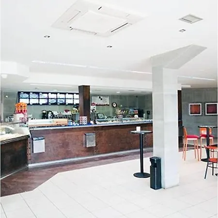 Hotel Area Serrano Buniel