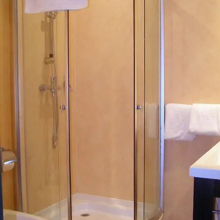 Hotel Area Serrano Buniel