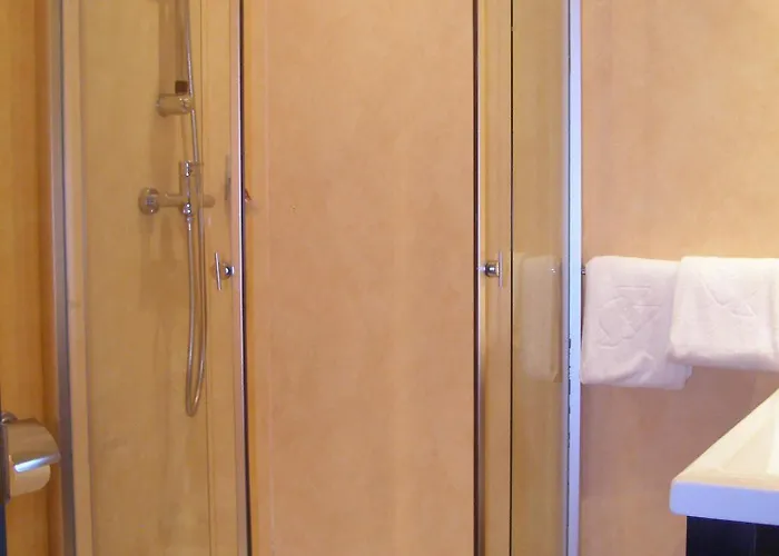 Hotel Area Serrano Buniel